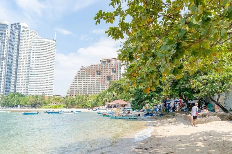 หาดวงศ์อมาตย์