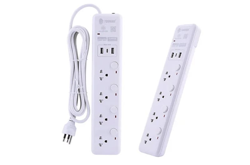 ปลั๊กไฟ-Toshino-4-Wat-4-Switch-2x-USBA,-1x-USB-C-3M.-(WY-43)