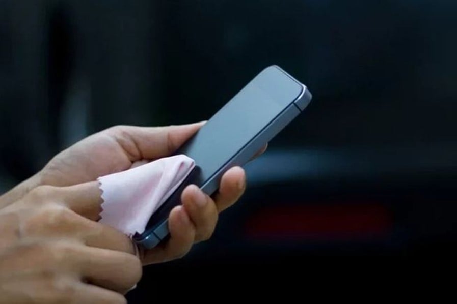 ทำความสะอาดไอโฟน